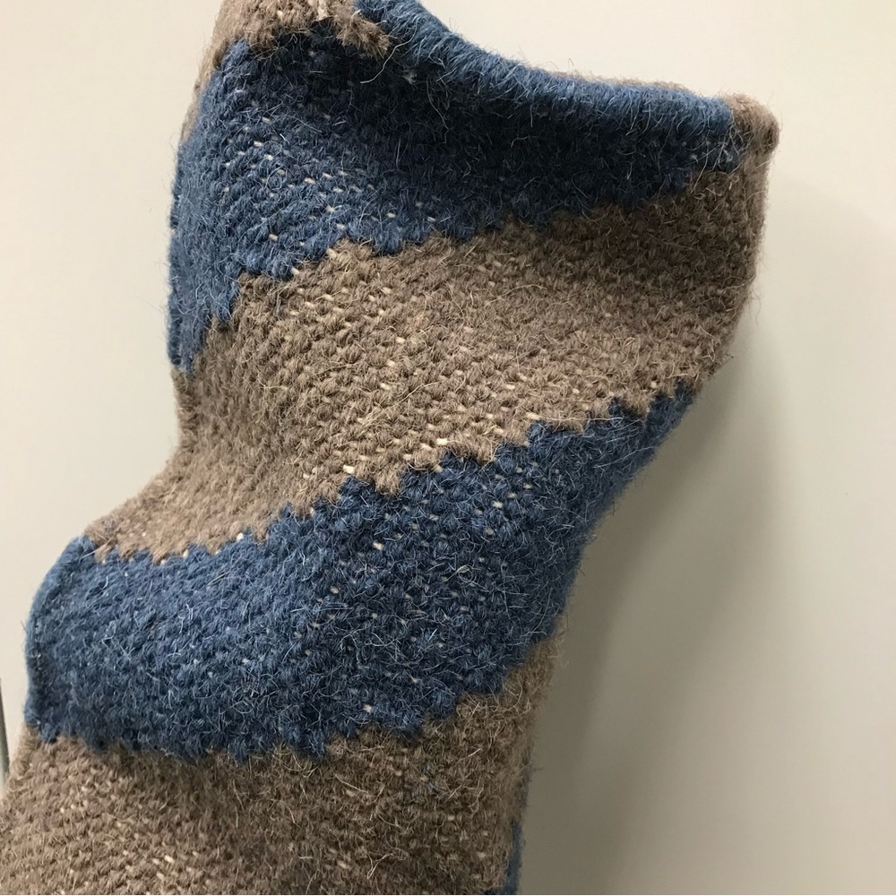 2’x3’ Dwell Studio Rug - Offset Zag